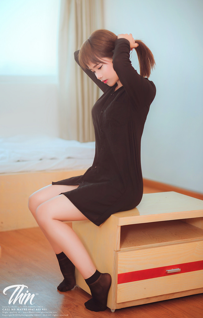年轻的女邻居电影